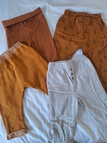 Lot de 4 pantalons 9 mois