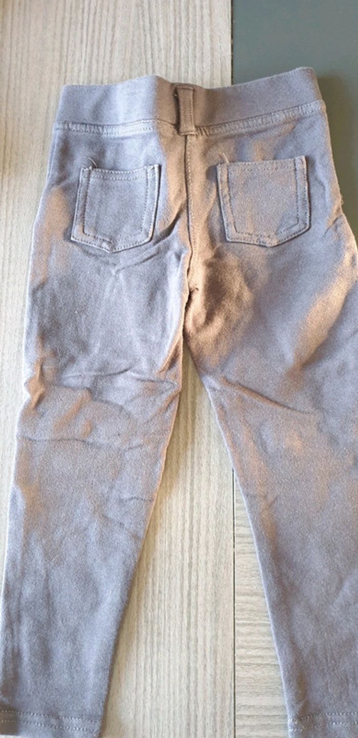 3 pantalons slim 36 mois - photo numéro 7