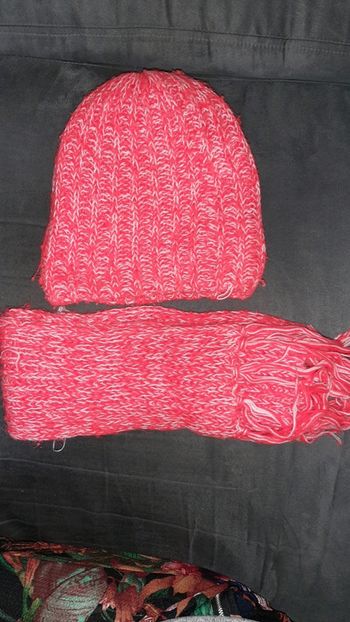 Ensemble bonnet et écharpe femme