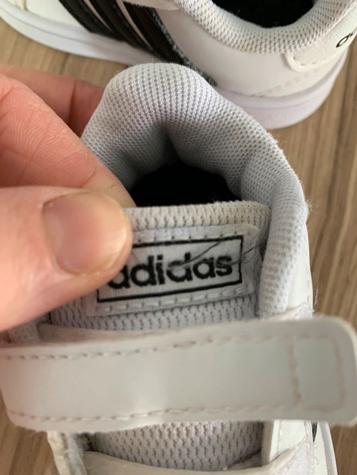 Baskets Adidas en 19 - photo numéro 6