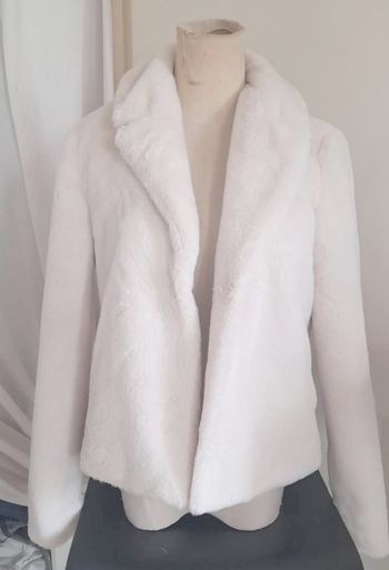 Veste fausse fourrure