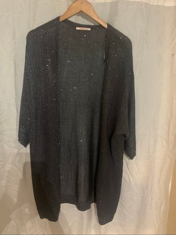 Veste longue Camaïeu taille 42-44 grise tres bon état motif brillant manches 3/4