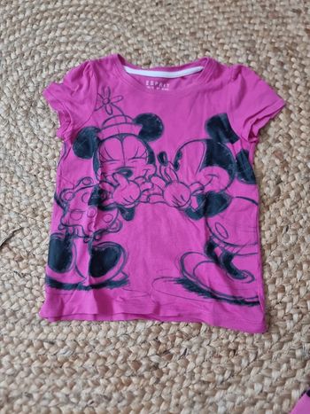 Tee-shirt rose fuschia disney esprit Taille 4-5ans