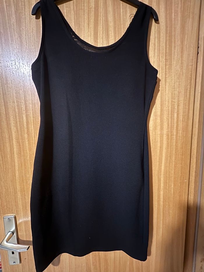 Robe de soirée ou d’anniversaire - photo numéro 2