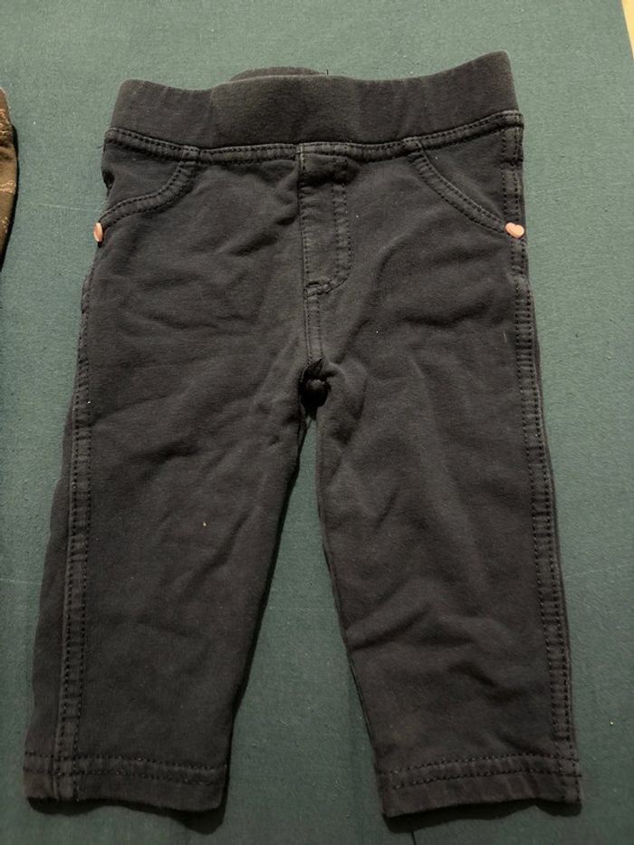 Lot de 2 pantalons fille T6 et 9 mois - photo numéro 2