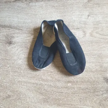 🩷 Chaussons de gym pointure 27 Domyos #emyfleury_pointure27fille