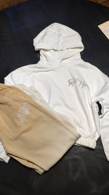 ensemble pantalon et sweat marque project x Paris taille XS