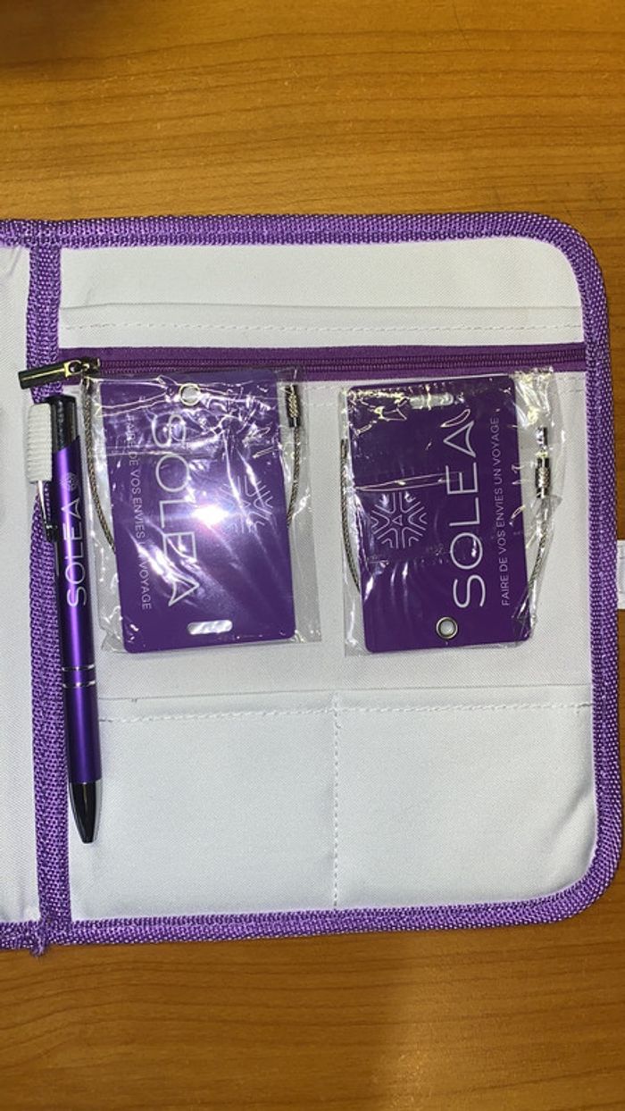 Carnet de voyage blanc et violet - photo numéro 5