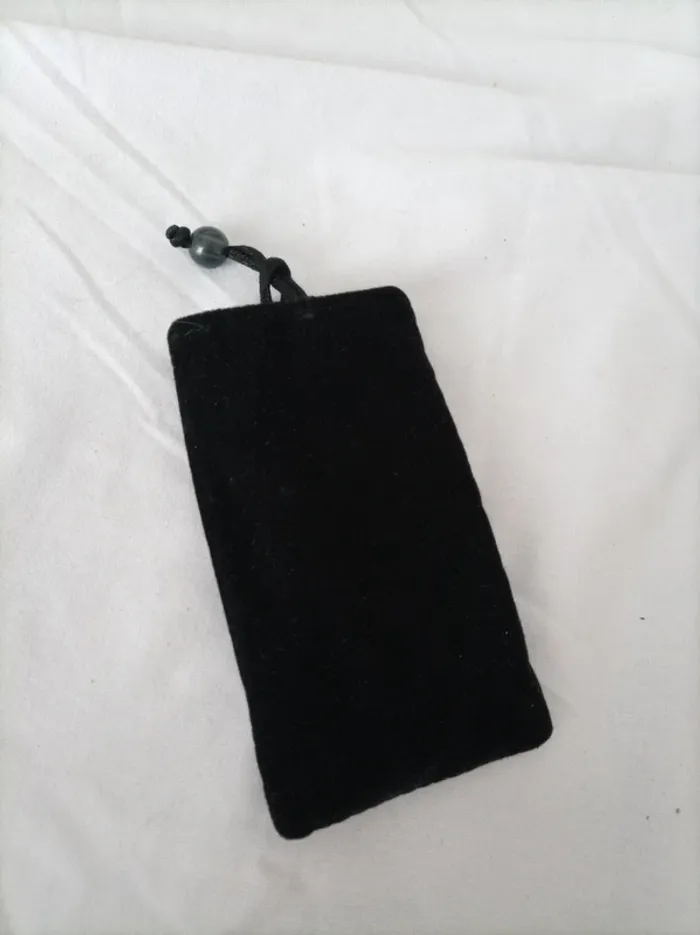 Pochette noir - photo numéro 2