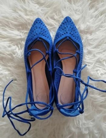 Ballerines bleu cobalt suédine à découpes laser T40 Missguided  TBE  🔵