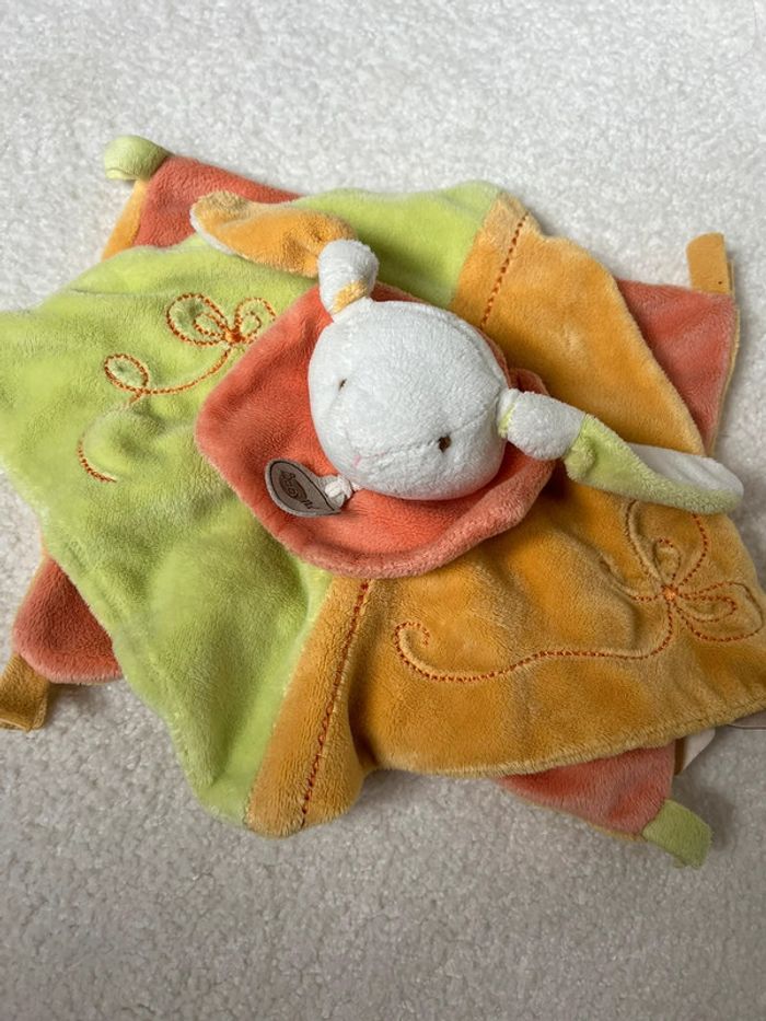 Doudou plat Babynat lapin vert orange jaune