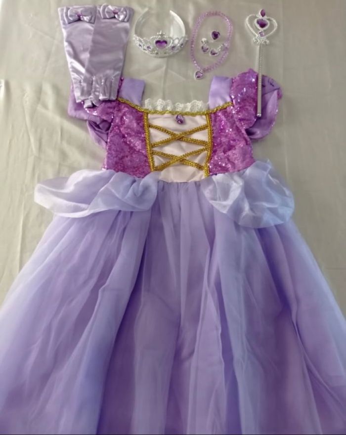 Déguisement robe princesse violette et ces accessoires 7ans - photo numéro 2