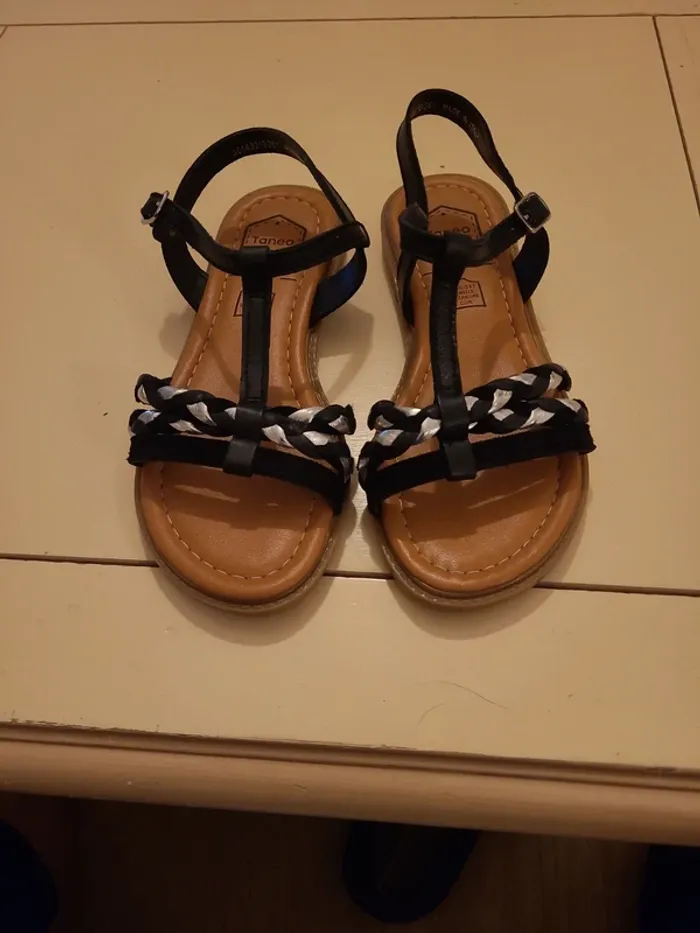 Sandalettes taille 33