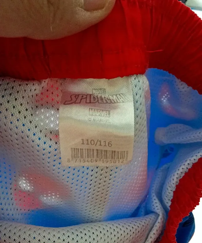 Maillot de bain ⭐ Très bon état ⭐ Taille 5-6 ans ⭐  spiderman - photo numéro 3