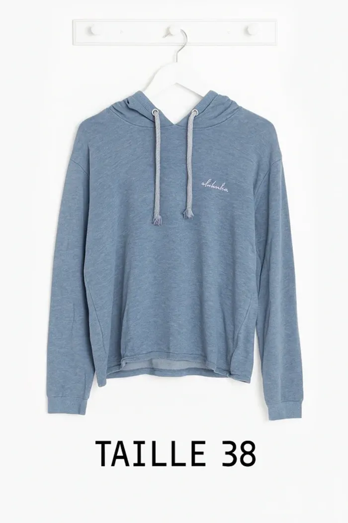 🐬 Sweat à capuche Taille 38 🐬