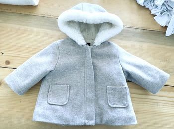 Duffle-coat avec capuche « Kiabi » taille 6 mois