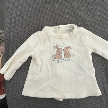 Pull à motif lapin
