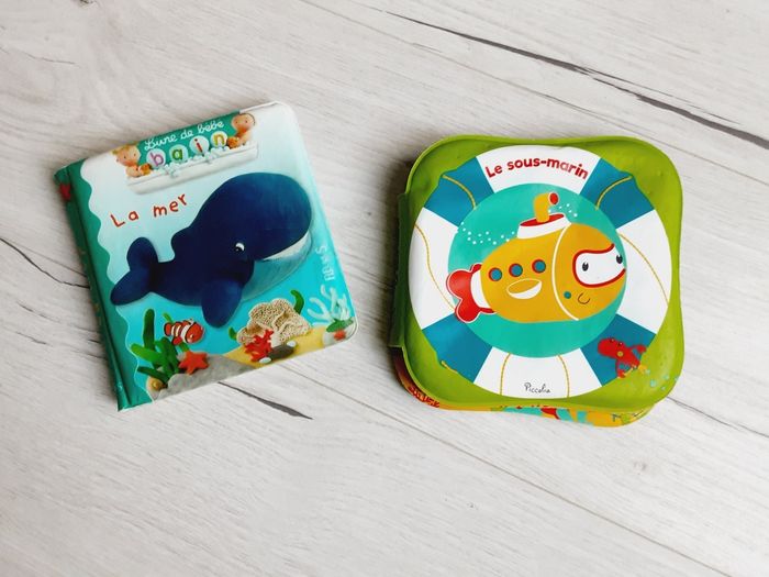 Jeu jouet enfant bébé lot 2 livres de bain  Baleine et sous marin