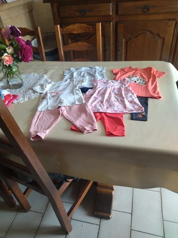 Lot de 4 ensembles fille