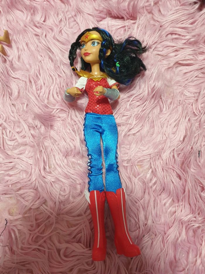 Barbie super woman