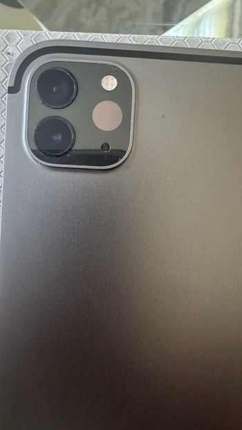 Apple iPad Pro 12,9 pouces (5e génération) Wi-Fi cellulaire 2 To gris sidéral