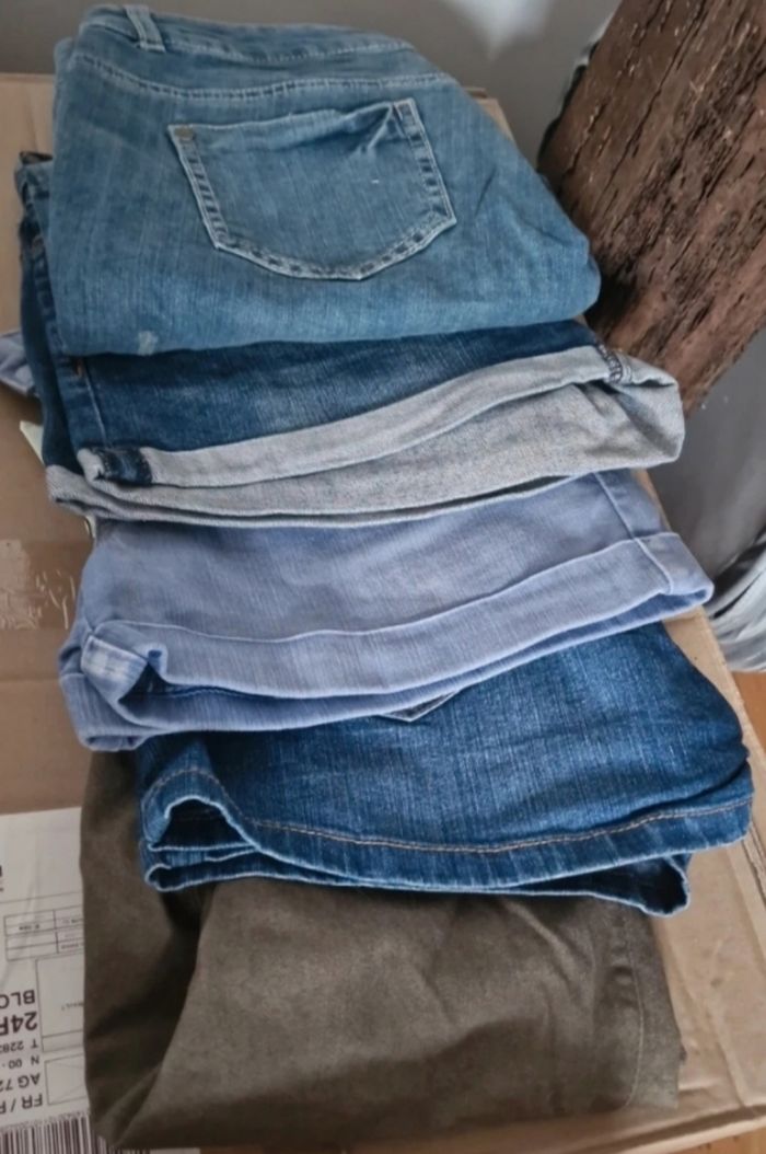 Lot de 4 shorts + 1 pantacourt