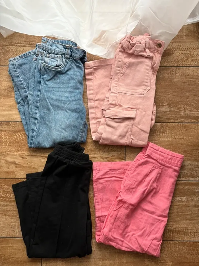 Lots 4 pantalons/jeans 6ans pour fille