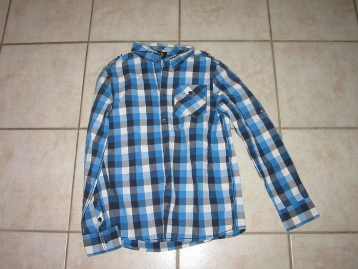 chemise garçon taille 12/13 ans