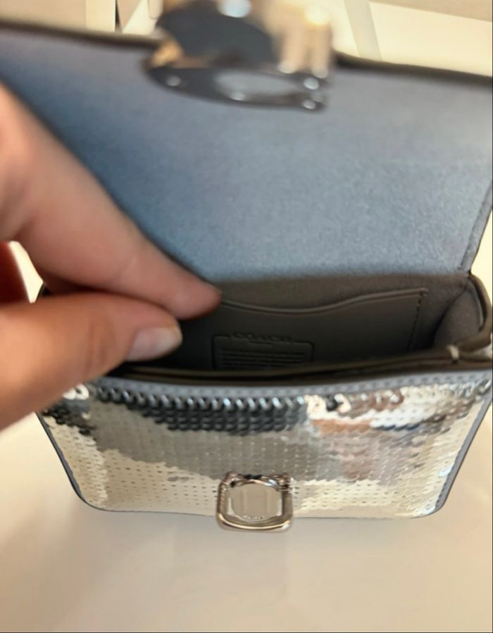 Sac Coach Tabby Micro Sequin Argenté - Neuf - photo numéro 5