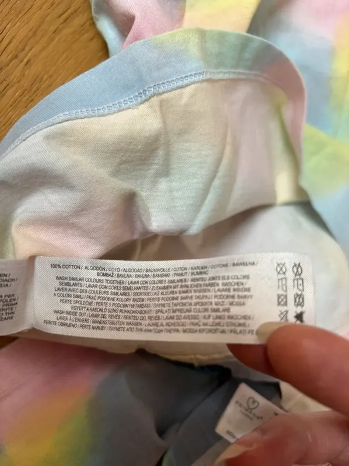 Superbe ensemble Disney Stitch 8 ans - photo numéro 7