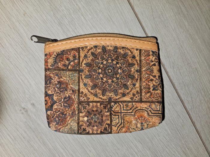 Petit porte monnaie neuf