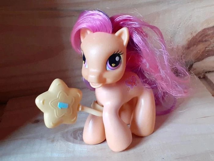 🌈 Mon petit poney bébé et son ballon - photo numéro 3