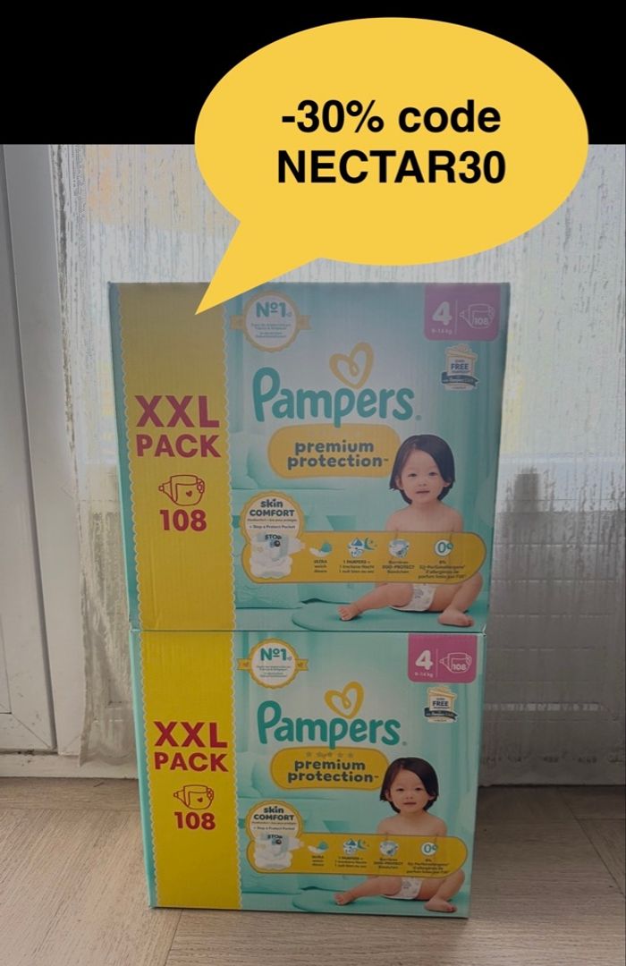 Lot de 2 paquets de couche Pampers Premium Protaction taille 4 - 216 couches