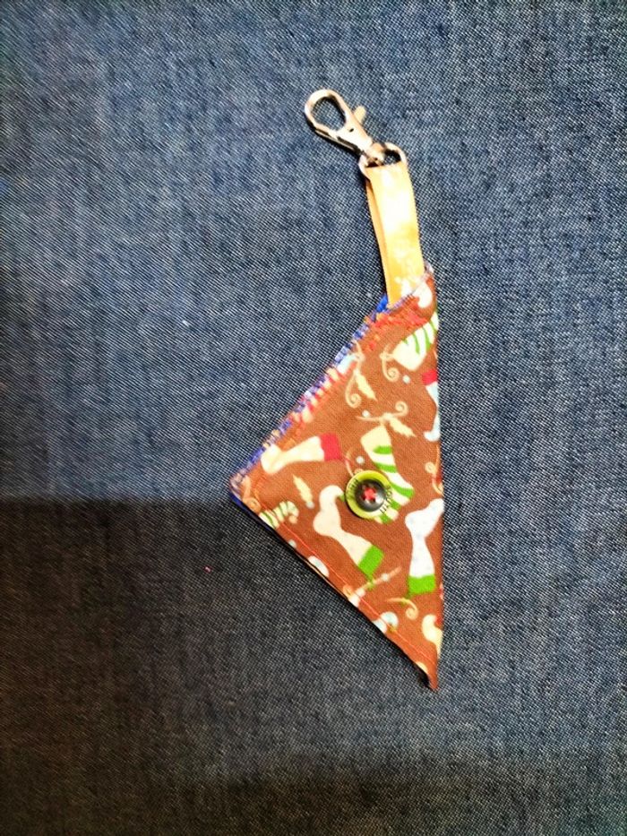 Porte-clés artisanal thème Noël - photo numéro 2