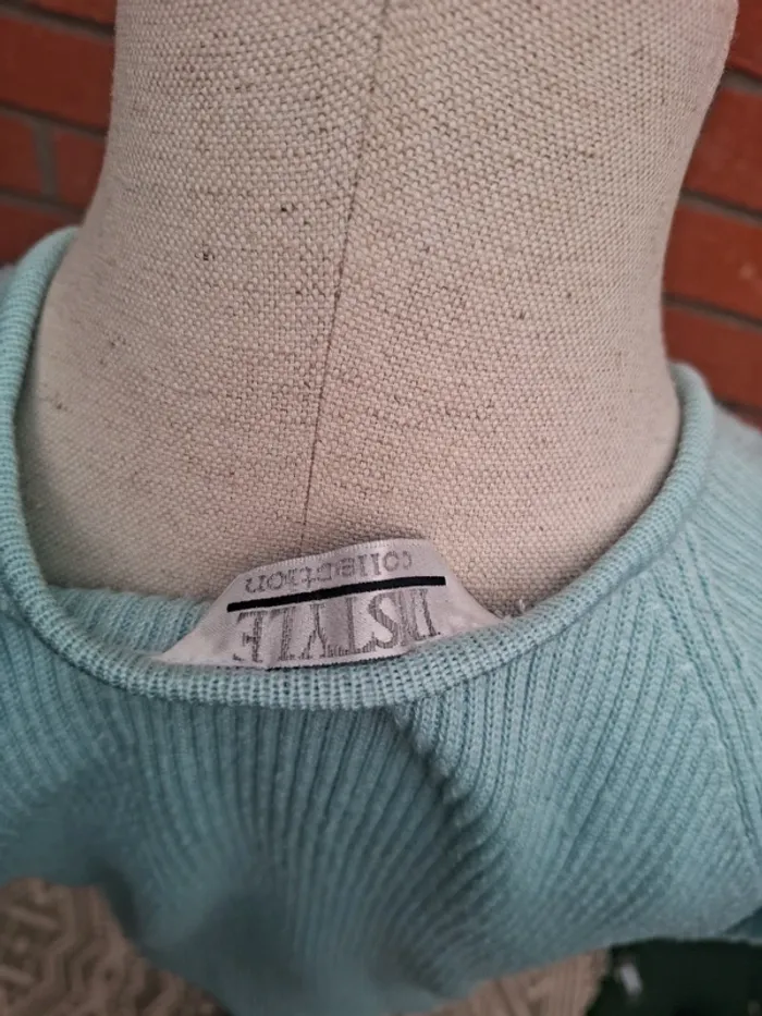 Pull leger été T38-40 - photo numéro 4