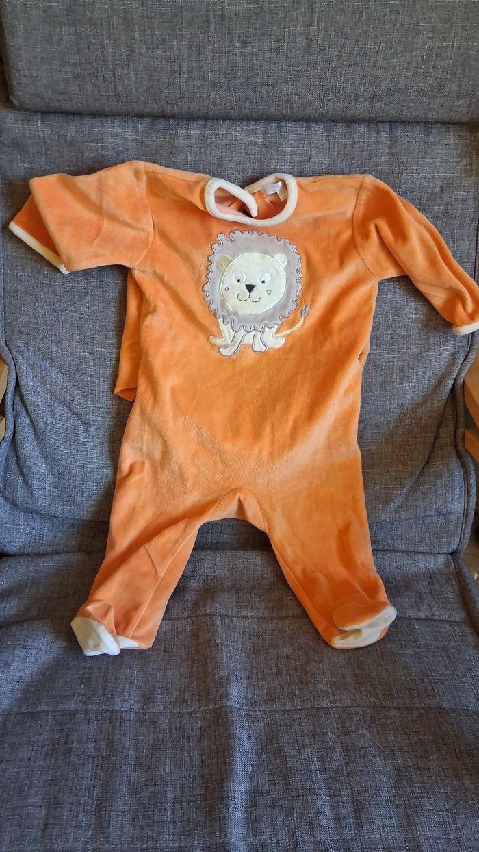 Pyjama 12 mois - photo numéro 2