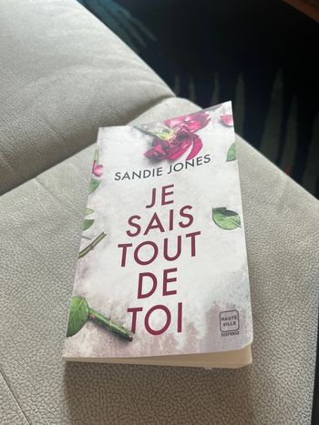 Je sais tout de toi Sandie Jones