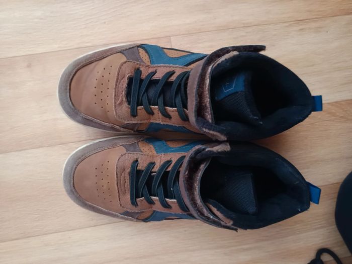Chaussure garçon taille 34