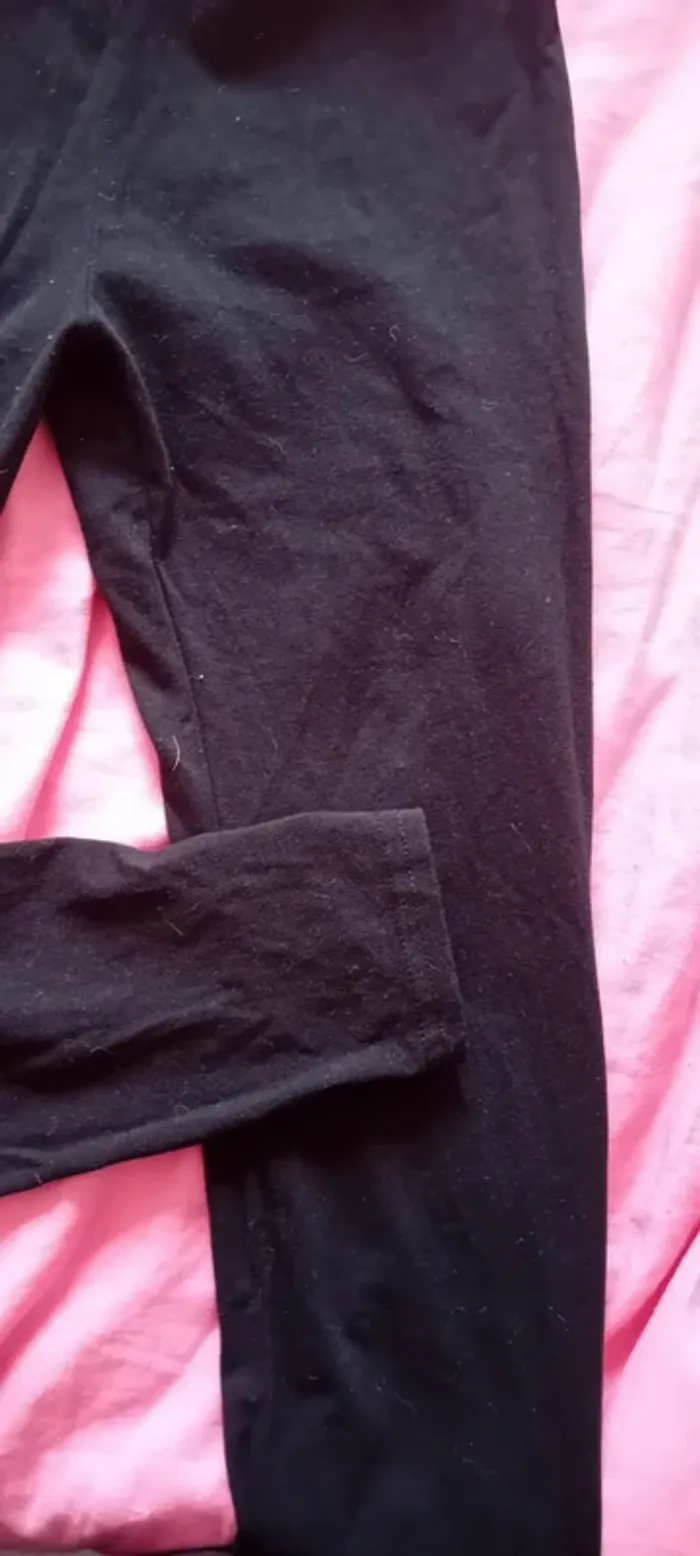 Joli legging noir tout simple shein 11/12 ans en très bon état - photo numéro 2