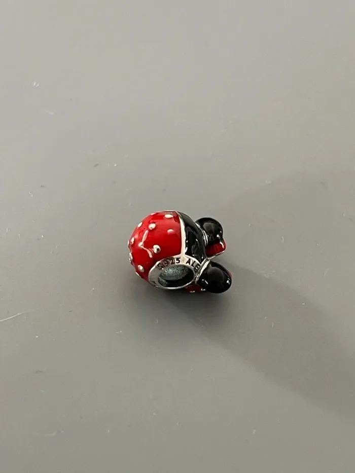 Charm pandora disney parks Minnie mouse icon - photo numéro 4