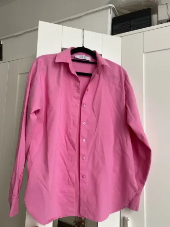 Chemise rose bonbon