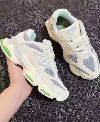 Bricks & Wood x New Balance NB 9060
EU36