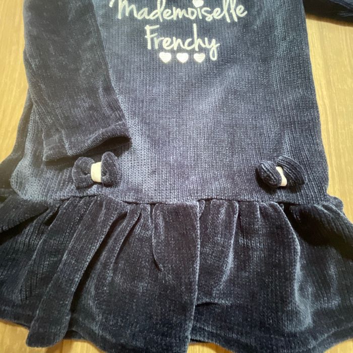 Robe neuve sans étiquette, bleu marine velours 18 mois - photo numéro 2
