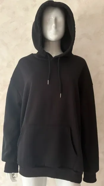Sweat avec capuche noir