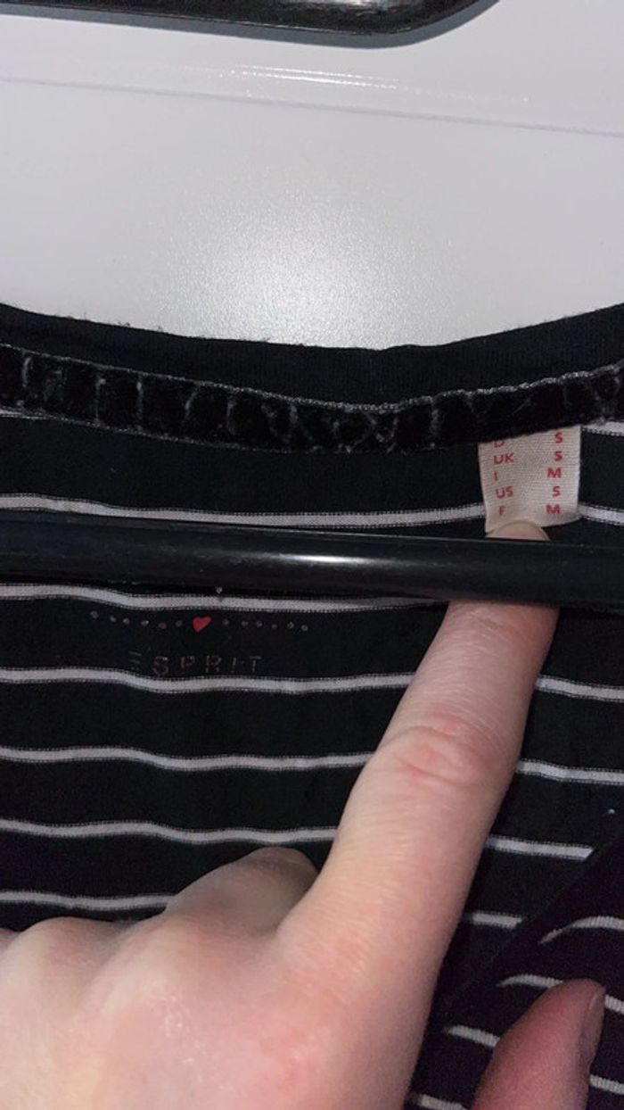 T-shirt Esprit (noir), M / 38 / 10 - photo numéro 2