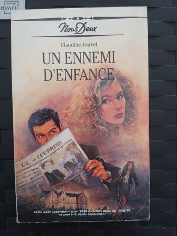 Livre nous deux un ennemi d enfance