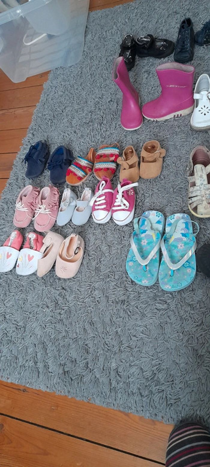 Lot de chaussures fille du bebe au 27 converse gbb kickers gemo chaussea billow - photo numéro 4