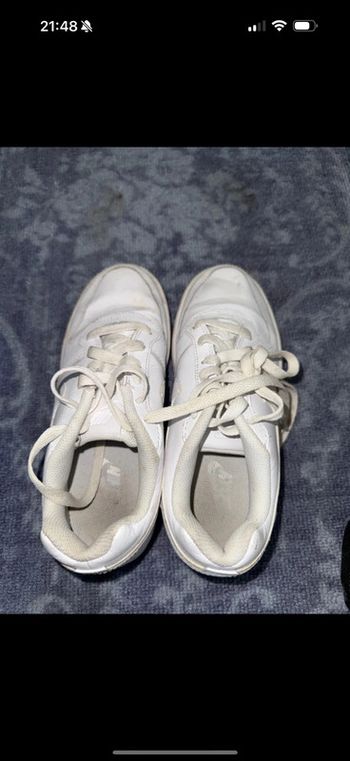 Basket femme nike 36 bonne etat