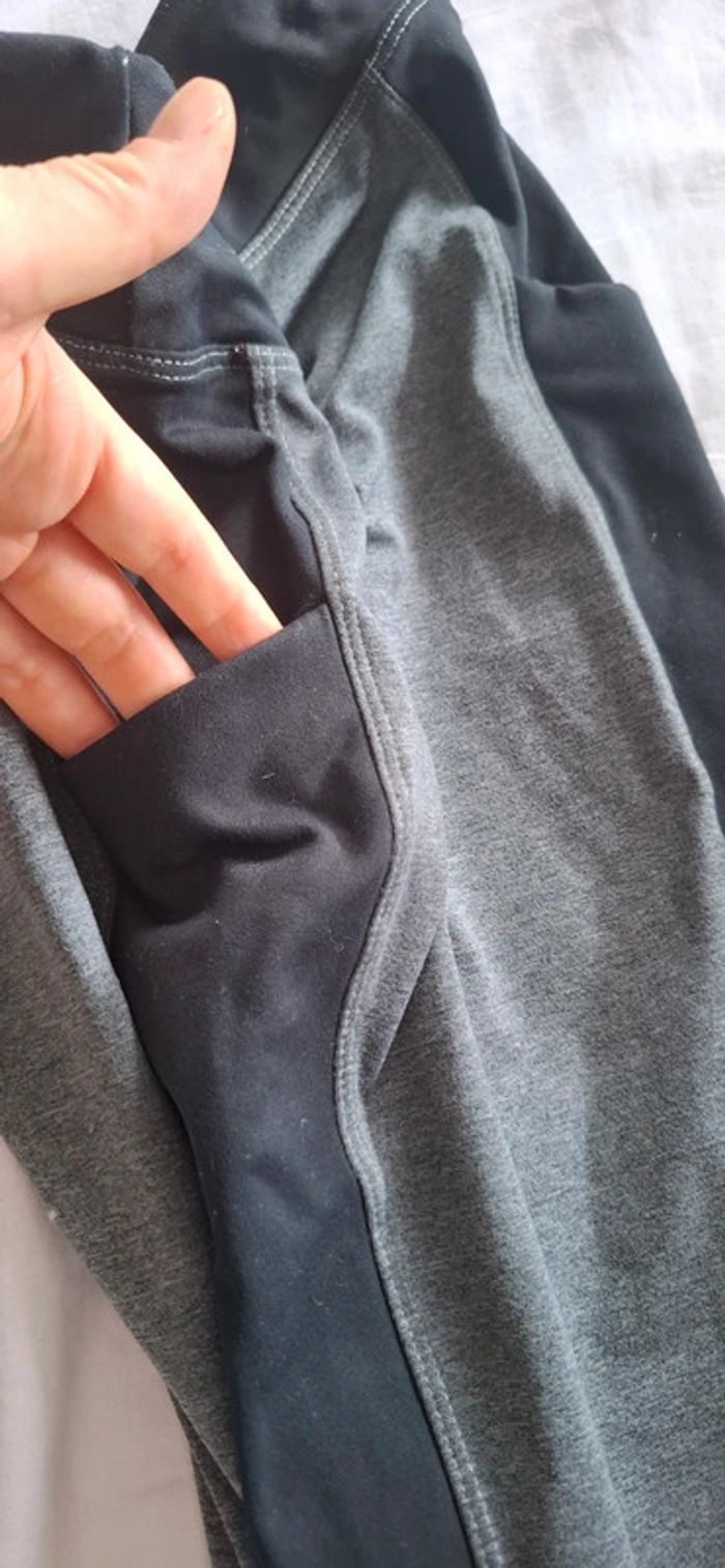Leggings sport taille S gris et noir avec pochettes laterales - photo numéro 4