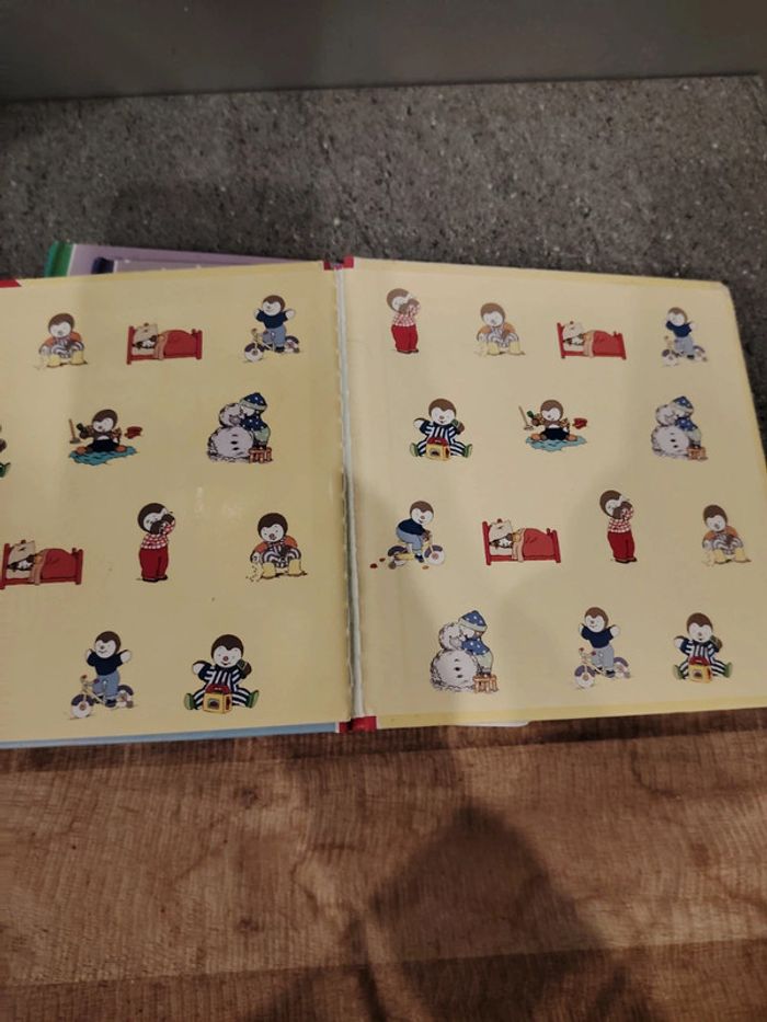 Lot de 5 livres T'choupi - photo numéro 4